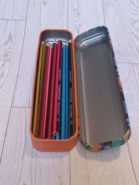 Pencil Case & Colored Pencil